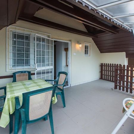 Hajdu Apartman 3. Hajdúszoboszló Esterno foto