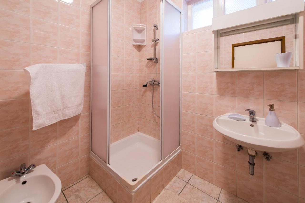 Hajdu Apartman 3. Hajdúszoboszló Esterno foto
