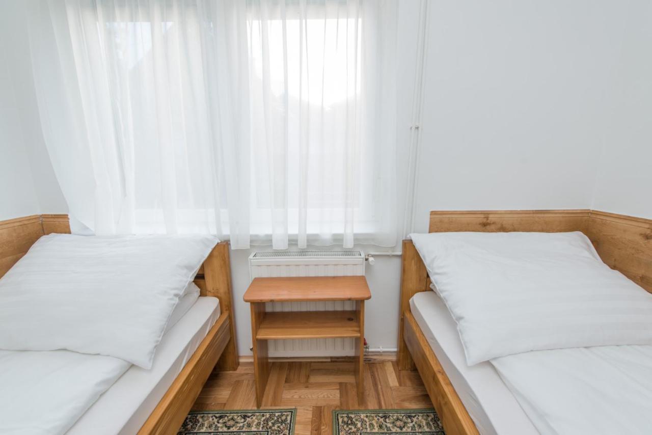 Hajdu Apartman 3. Hajdúszoboszló Esterno foto