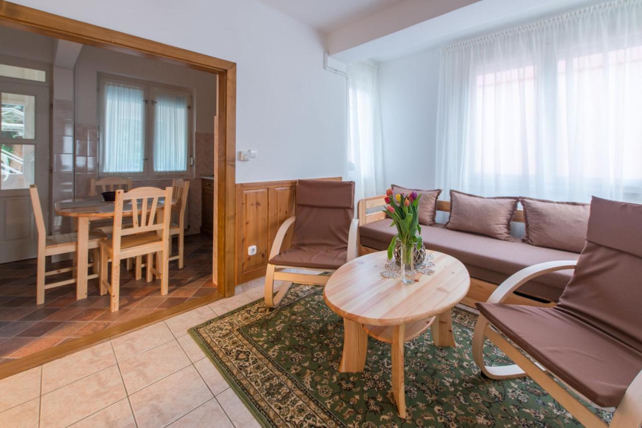Hajdu Apartman 3. Hajdúszoboszló Esterno foto