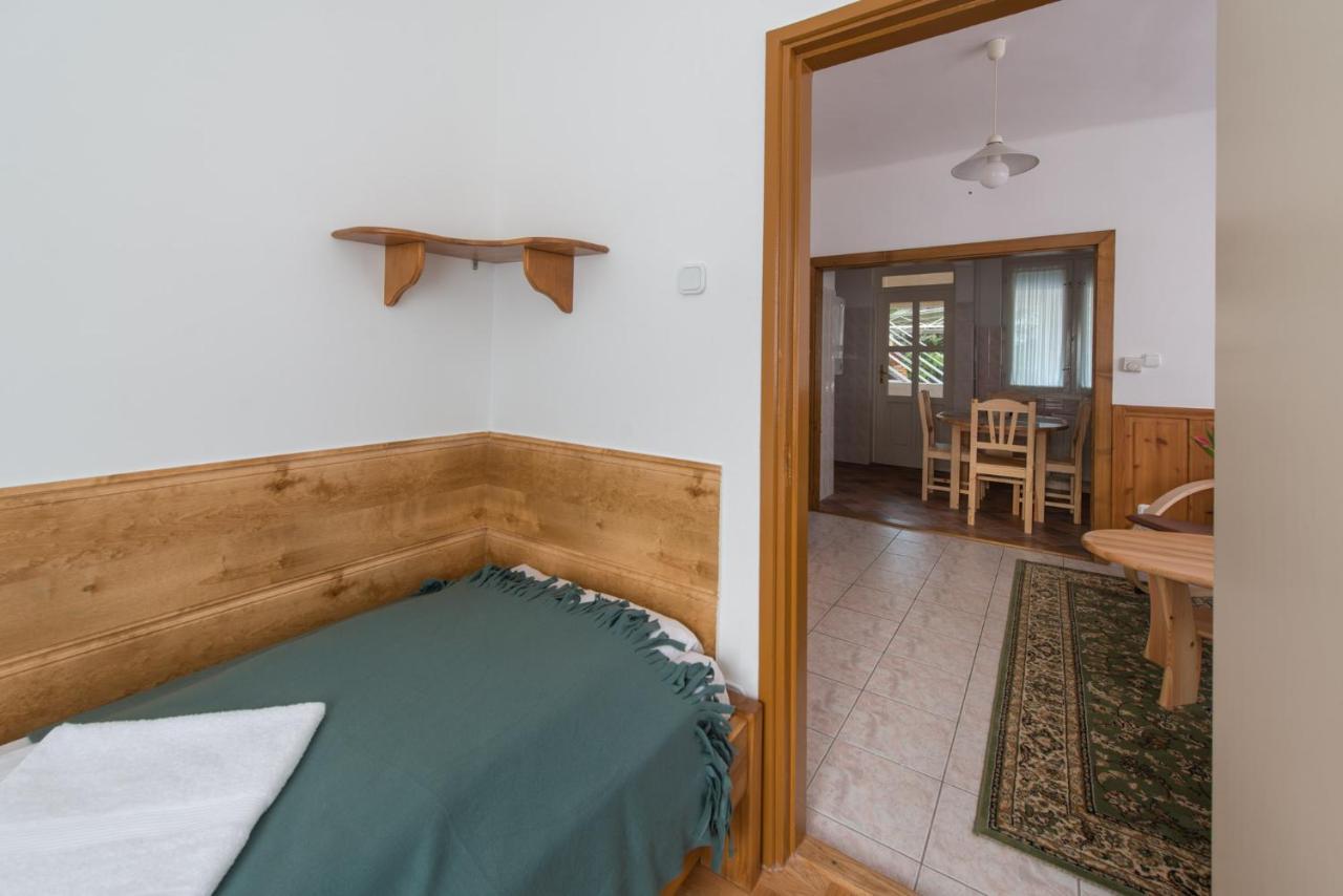 Hajdu Apartman 3. Hajdúszoboszló Esterno foto