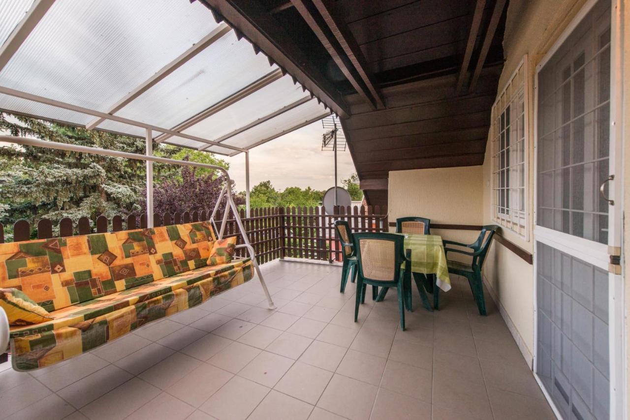 Hajdu Apartman 3. Hajdúszoboszló Esterno foto
