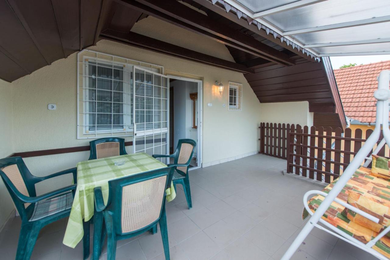 Hajdu Apartman 3. Hajdúszoboszló Esterno foto